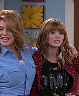 Shake_It_Up_S01E02_1080p_BTD_000674.jpg