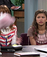 Shake_It_Up_S01E02_1080p_BTD_000983.jpg