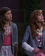 Shake_It_Up_S01E02_1080p_BTD_001221.jpg
