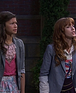 Shake_It_Up_S01E02_1080p_BTD_001223.jpg