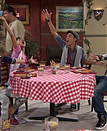 Shake_It_Up_S01E02_1080p_BTD_001477.jpg