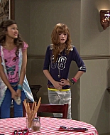Shake_It_Up_S01E02_1080p_BTD_001664.jpg