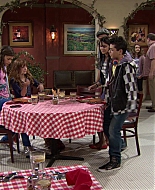 Shake_It_Up_S01E02_1080p_BTD_001748.jpg