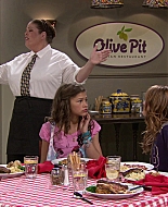 Shake_It_Up_S01E02_1080p_BTD_002294.jpg