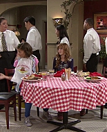 Shake_It_Up_S01E02_1080p_BTD_002327.jpg