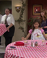 Shake_It_Up_S01E02_1080p_BTD_002345.jpg