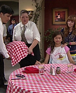 Shake_It_Up_S01E02_1080p_BTD_002347.jpg