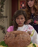 Shake_It_Up_S01E02_1080p_BTD_002395.jpg