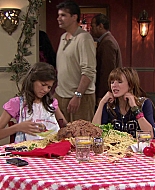 Shake_It_Up_S01E02_1080p_BTD_002680.jpg