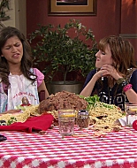 Shake_It_Up_S01E02_1080p_BTD_002685.jpg