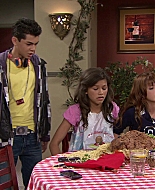 Shake_It_Up_S01E02_1080p_BTD_002724.jpg