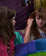 Shake_It_Up_S01E03_1080p_BTD_000244.jpg