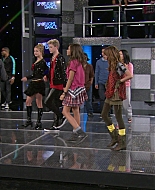 Shake_It_Up_S01E03_1080p_BTD_000844.jpg