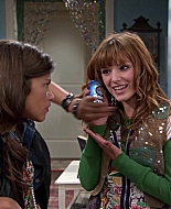 Shake_It_Up_S01E03_1080p_BTD_001352.jpg