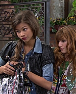 Shake_It_Up_S01E03_1080p_BTD_001579.jpg
