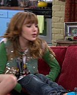 Shake_It_Up_S01E03_1080p_BTD_001713.jpg