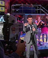 Shake_It_Up_S01E03_1080p_BTD_002394.jpg