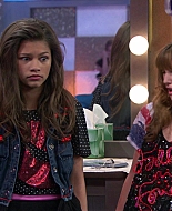 Shake_It_Up_S01E03_1080p_BTD_002573.jpg