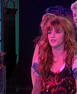 Shake_It_Up_S01E03_1080p_BTD_002695.jpg