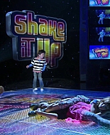 Shake_It_Up_S01E03_1080p_BTD_003012.jpg