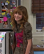 Shake_It_Up_S01E04_1080p_BTD_001212.jpg