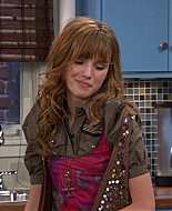 Shake_It_Up_S01E04_1080p_BTD_001294.jpg