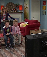Shake_It_Up_S01E04_1080p_BTD_002332.jpg