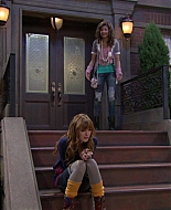 Shake_It_Up_S01E04_1080p_BTD_002589.jpg