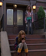 Shake_It_Up_S01E04_1080p_BTD_002590.jpg