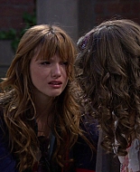 Shake_It_Up_S01E04_1080p_BTD_002790.jpg