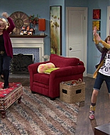 Shake_It_Up_S01E04_1080p_BTD_003048.jpg