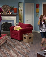 Shake_It_Up_S01E04_1080p_BTD_003049.jpg