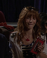 Shake_It_Up_S01E05_1080p_BTD_000945.jpg