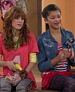 Shake_It_Up_S01E05_1080p_BTD_001393.jpg