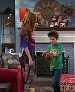 Shake_It_Up_S01E05_1080p_BTD_001909.jpg