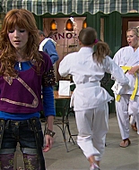 Shake_It_Up_S01E05_1080p_BTD_002127.jpg