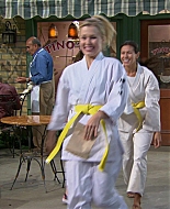 Shake_It_Up_S01E05_1080p_BTD_002141.jpg