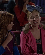 Shake_It_Up_S01E05_1080p_BTD_002302.jpg