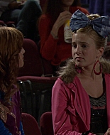 Shake_It_Up_S01E05_1080p_BTD_002317.jpg