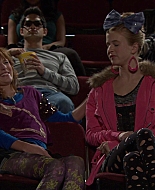 Shake_It_Up_S01E05_1080p_BTD_002358.jpg