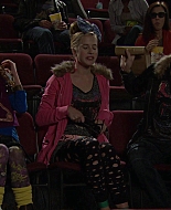 Shake_It_Up_S01E05_1080p_BTD_002431.jpg