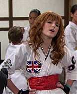 Shake_It_Up_S01E05_1080p_BTD_002706.jpg