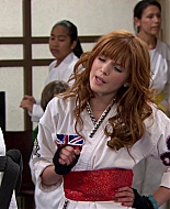Shake_It_Up_S01E05_1080p_BTD_002713.jpg