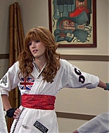 Shake_It_Up_S01E05_1080p_BTD_002940.jpg
