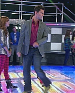 Shake_It_Up_S01E06_1080p_BTD_000352.jpg