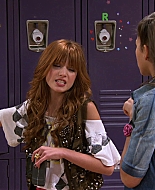 Shake_It_Up_S01E06_1080p_BTD_002437.jpg