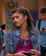 Shake_It_Up_S01E06_1080p_BTD_002494.jpg