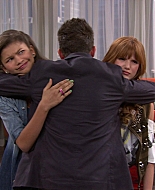 Shake_It_Up_S01E06_1080p_BTD_002790.jpg