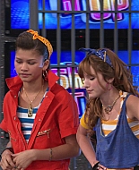 Shake_It_Up_S01E07_1080p_BTD_000270.jpg