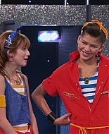 Shake_It_Up_S01E07_1080p_BTD_000365.jpg